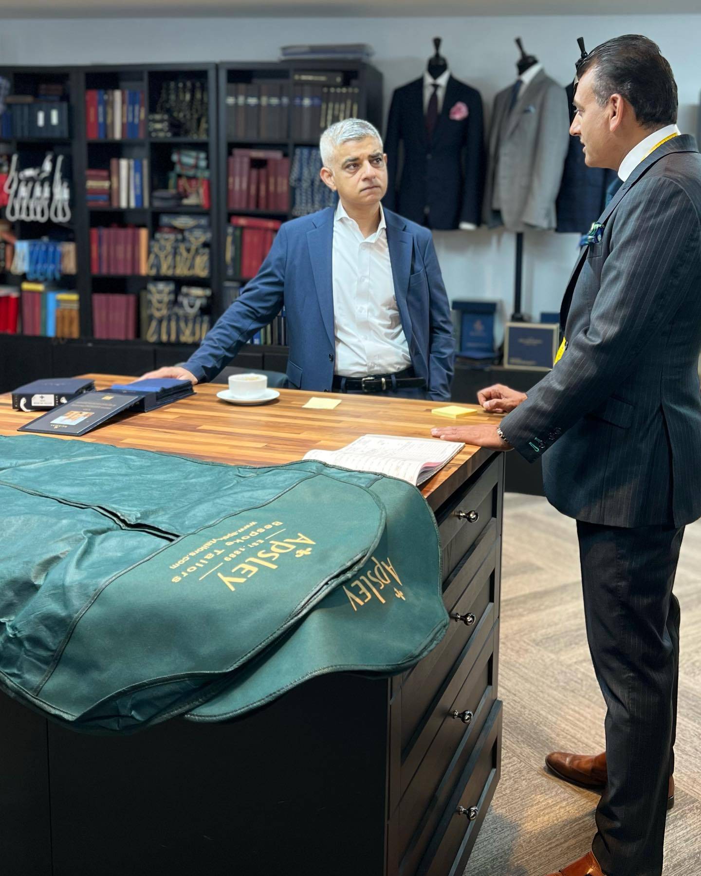 Apsley's Bespoke Tailor in London design and customization options Apsley's Bespoke Tailor in London design and customization options
