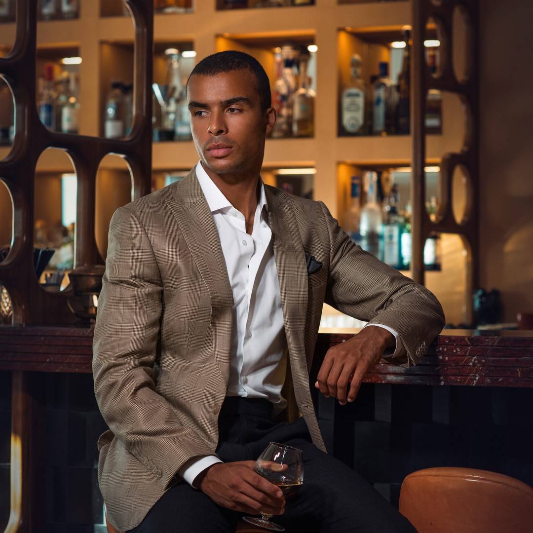 Get a Bespoke Suit From Tailors based in London Get a Bespoke Suit From Tailors based in London
