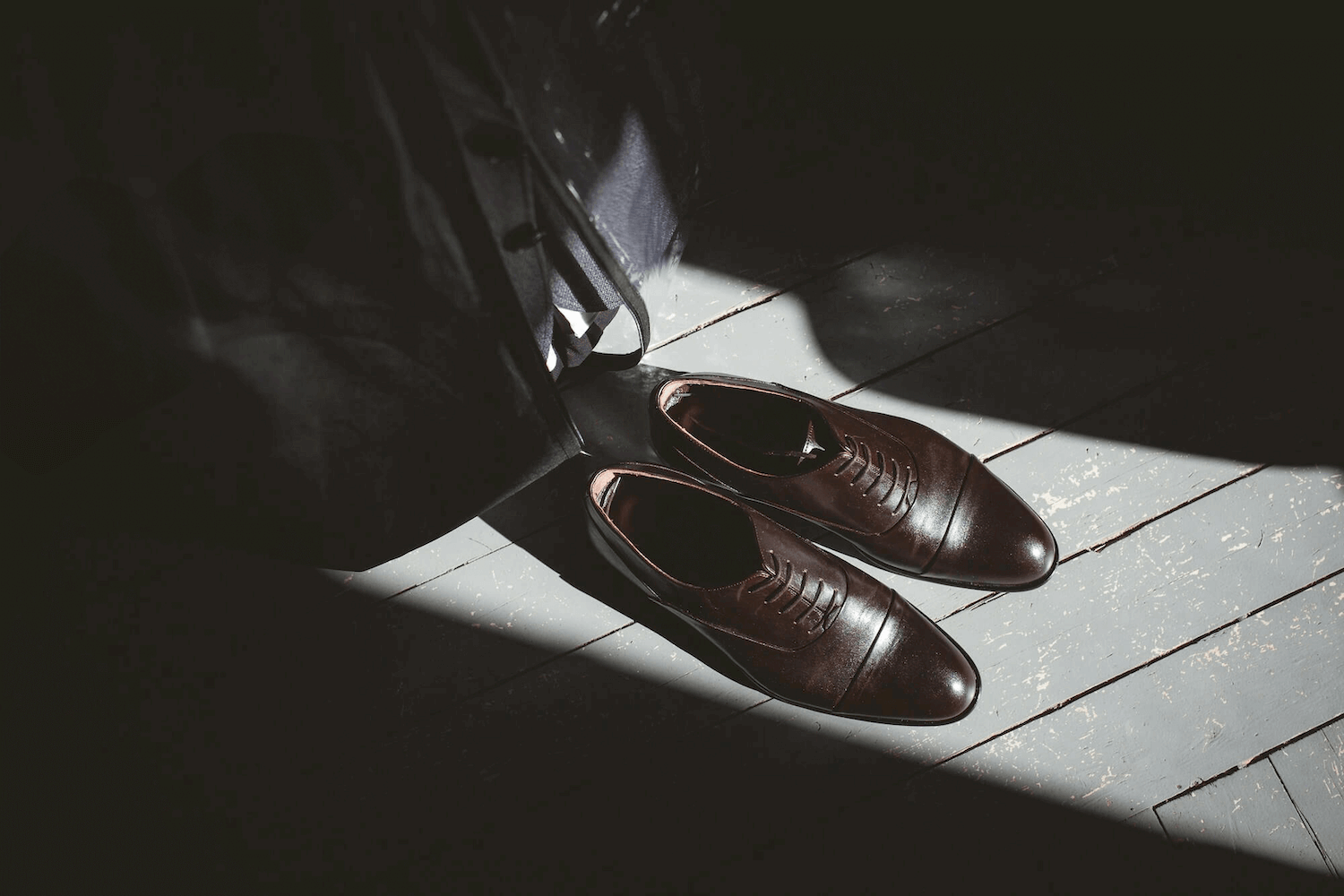 Complementing Your Suit With Shoes And Socks Complementing Your Suit With Shoes And Socks