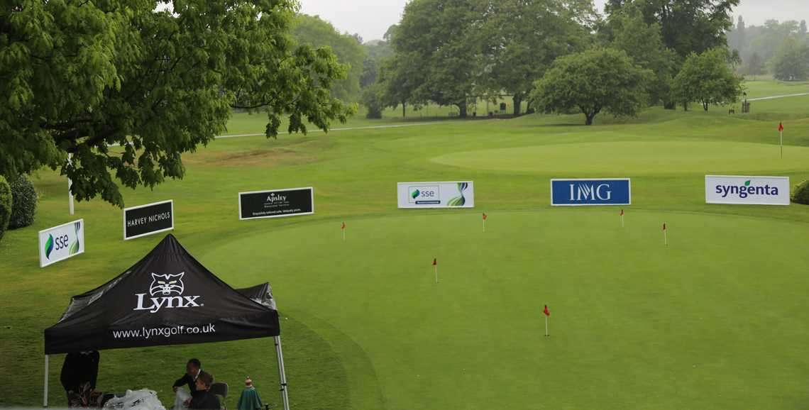 Event mixing golf with business