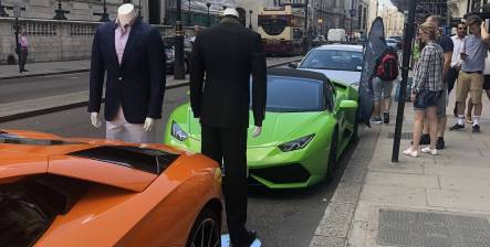 Apsley Tailors bought  Pall Mall
