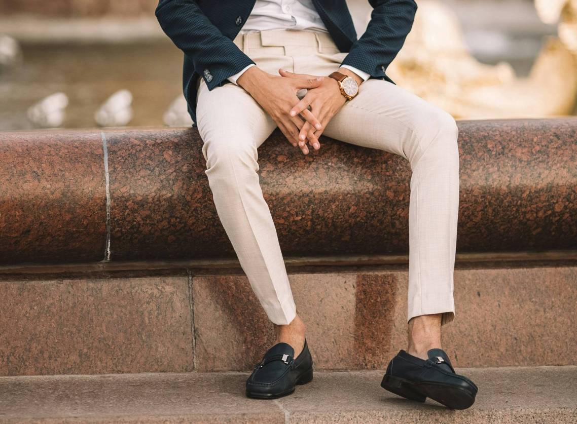 Bespoke Trousers: All you need to know by Savile Row Tailors - Apsley Tailors